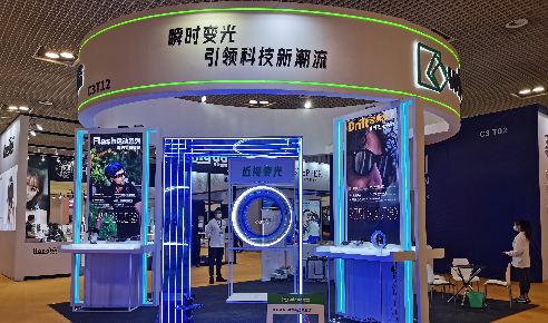 直击2022厦门眼镜展现场：唯酷惊艳亮相，掀起参观热潮